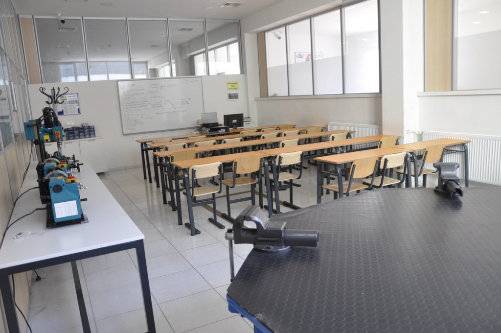 MEKANİK LABORATUVARI