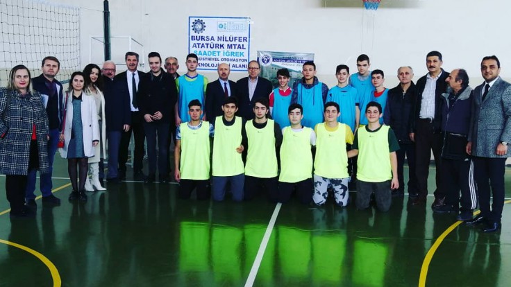 SINIFLAR ARASI VOLEYBOL TURNUVASINDA 1. VE 2. OTOMASYON SINIFLARI OLDU