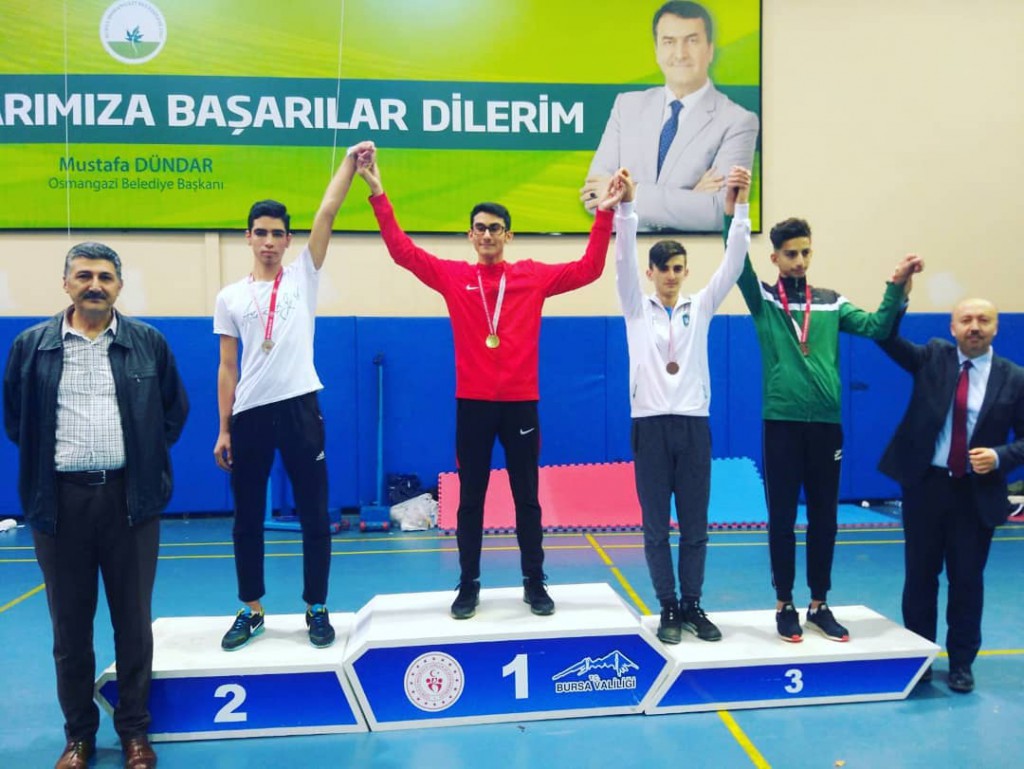 ALAN ÖĞRENCİMİZ VEDAT ÜSTÜN TAEKWONDO İL İKİNCİSİ OLDU