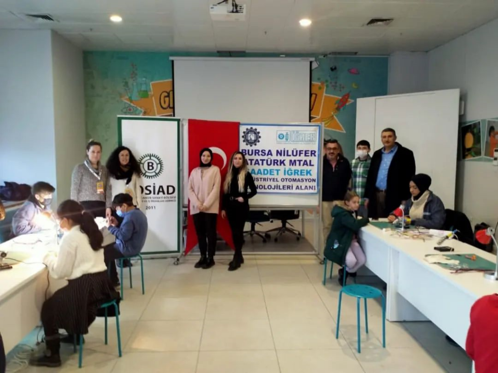 Bursa BTM Tasarım Beceri Robot Böcek Uygulama Atölyemiz