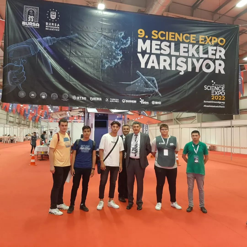 Meslekler Yarışıyor – Robotik Kodlama ve Endüstriyel Otomasyon Teknolojileri