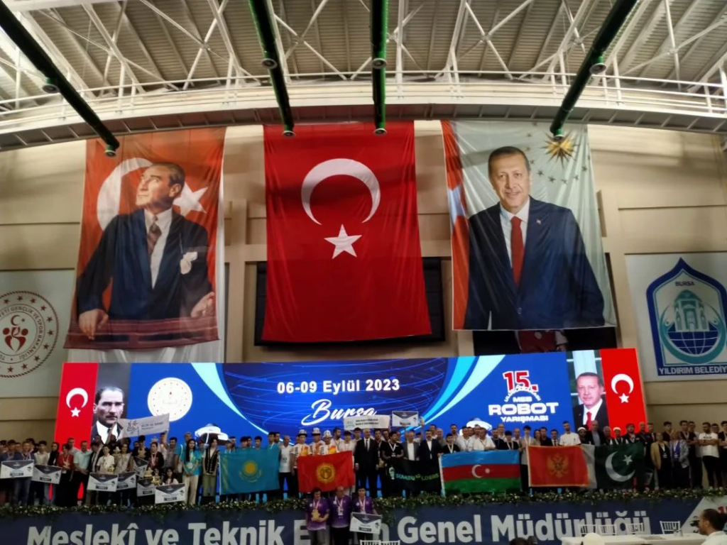 MEB 15. Uluslararası Robot Yarışması Ödül Töreni