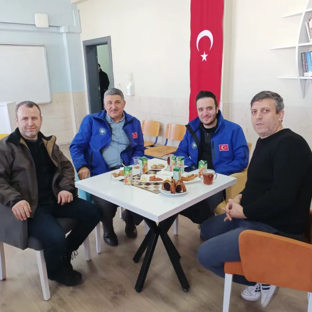 Yenilenen; “Okul Kütüphanemizin” açılış törenine katıldık.