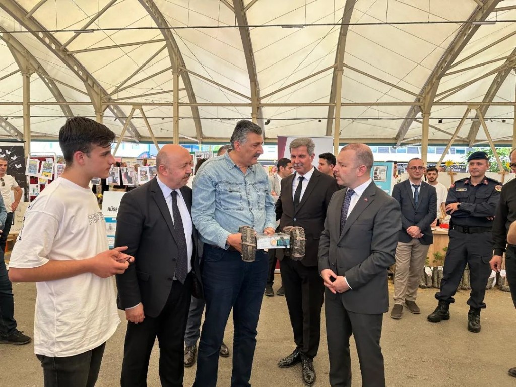‘Dilimizin Zenginlikleri’ projesi kapsamında, Nilüfer Okul Sergisi ve Tanıtım Fuarı’na katıldık.