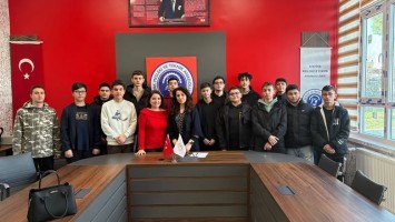 Aralık ayı öğrencisi olarak seçilen öğrencilerimizi tebrik ederiz.