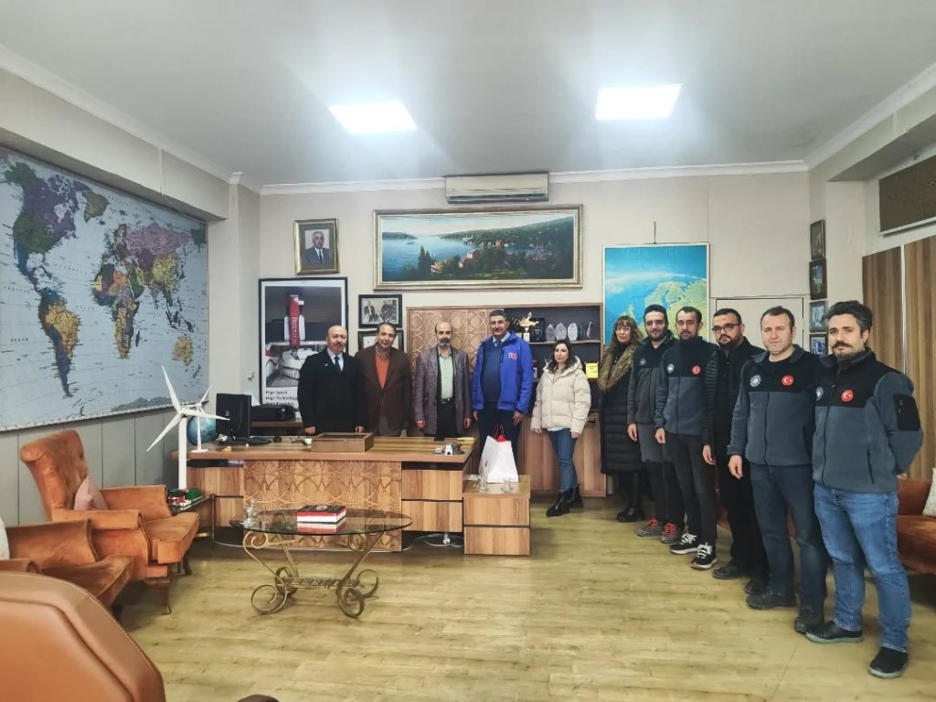 Sayın Orhan İğrek’e, taziye ziyareti gerçekleştirdik.