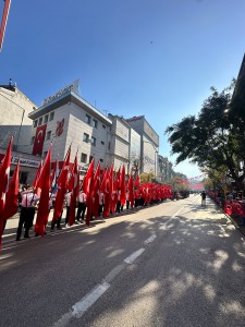 29 Ekim Tören Heykel_4