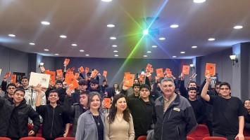 Tecrübe ve Vizyon Paylaşımı: Nazan Akıncı ile Söyleşi