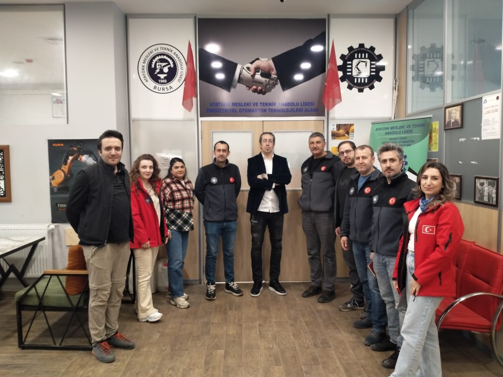 Öğretmenlerimizin Mesleki Gelişiminde Endüstri 4.0 Adımı